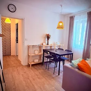 50m2 Intramuros-parking Privé Gratuit-netflix-arrivée Autonome!! 50m2-free Parking-netflix-self Check In Avignone